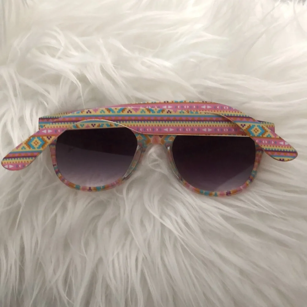 Sunglasses!😎